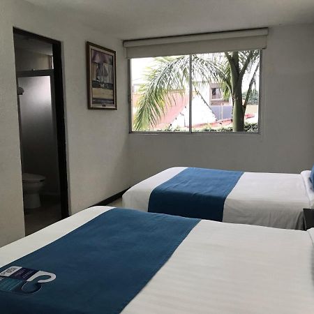 Hotel Ros Gaud Córdoba Kültér fotó